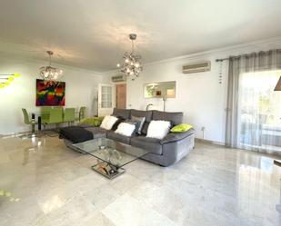 Living room of Flat to rent in Mijas  with Air Conditioner, Heating and Private garden