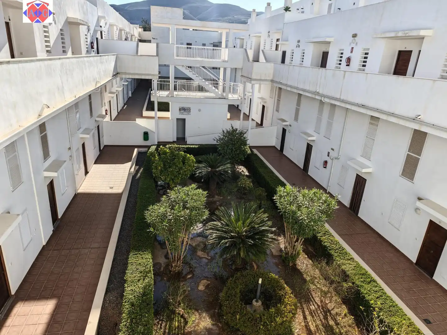 Außenansicht von Dachboden zum Verkauf in Lújar mit Klimaanlage, Terrasse und Möbliert