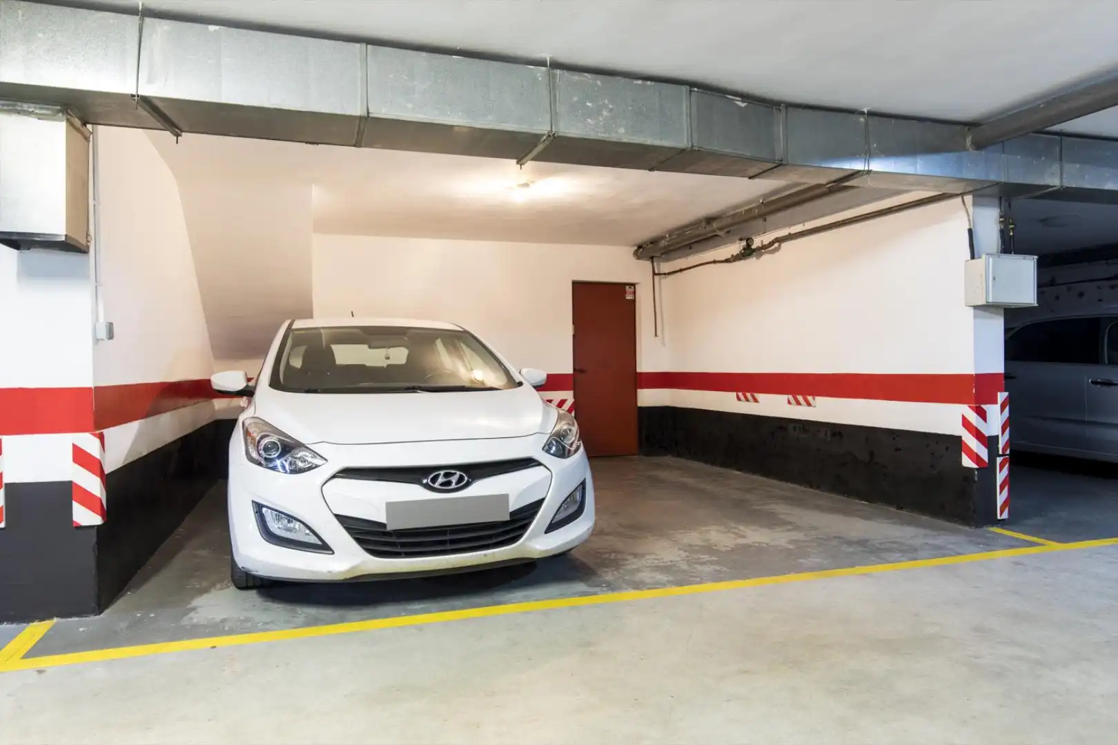 Parking of Detached homes for sale in Zaragoza  with Terrace, Storage room and Swimming Pool