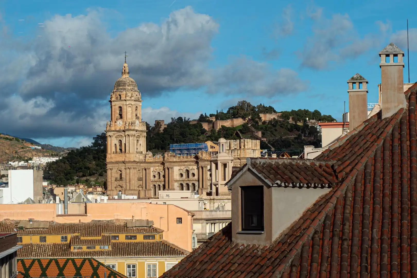 Exterior view of Flat for sale in Málaga  with Air Conditioner, Heating and Terrace