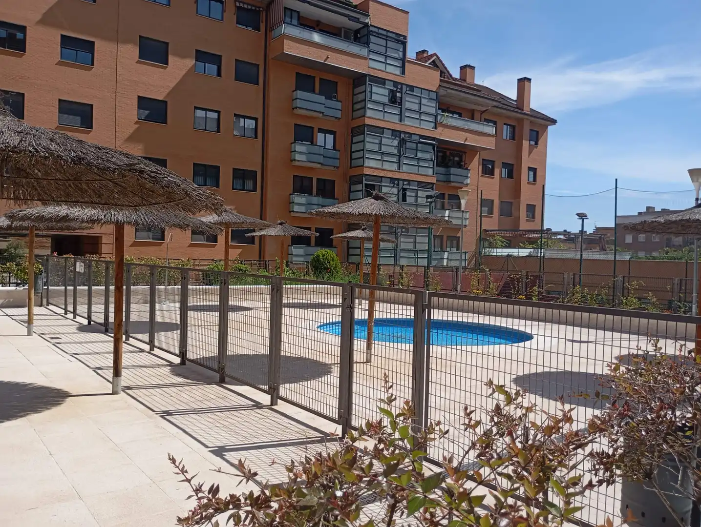 Piscina de Ático en venta en Rivas-Vaciamadrid con Aire acondicionado, Calefacción y Terraza