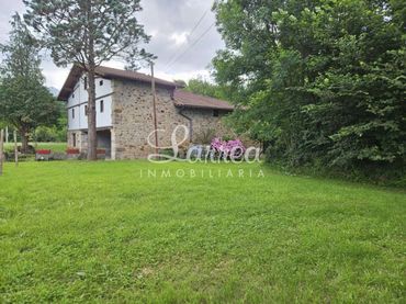 Casa rústica con jardín en venta en Abadiño