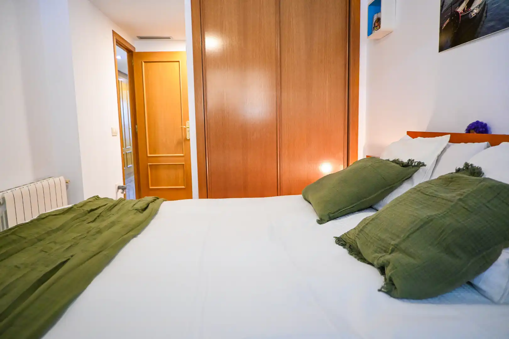 Bedroom of Flat for sale in Valencia  with Air Conditioner, Terrace and Swimming Pool
