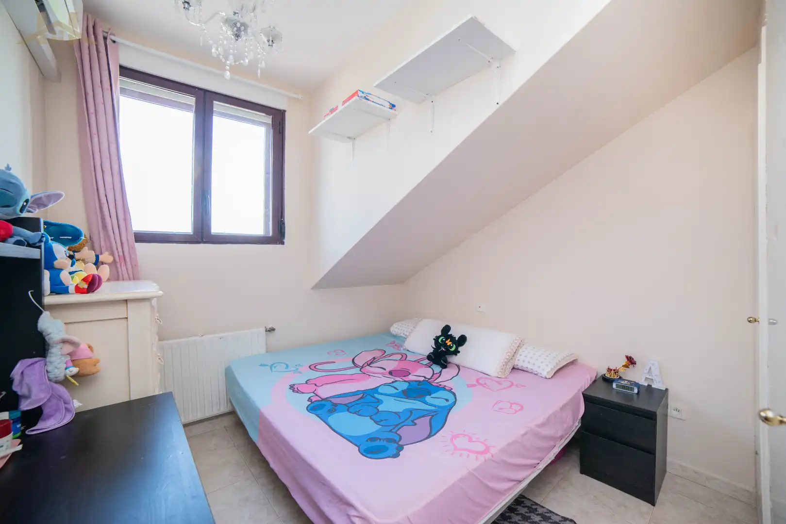 Dormitori de Dúplex en venda en Sevilla la Nueva amb Aire condicionat, Calefacció i Terrassa