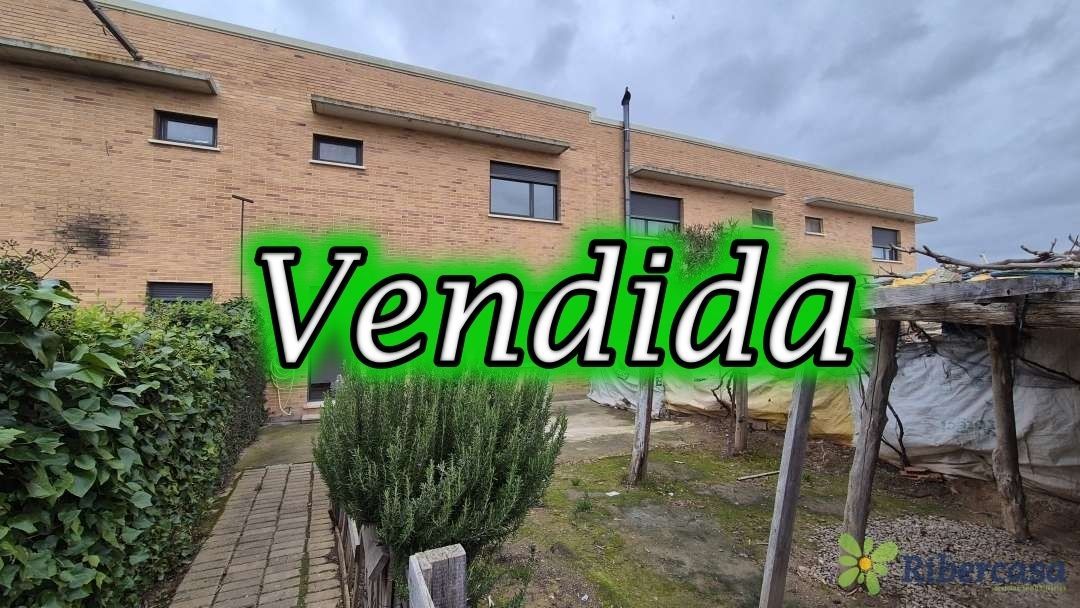 Jardí de Casa adosada en venda en Fustiñana