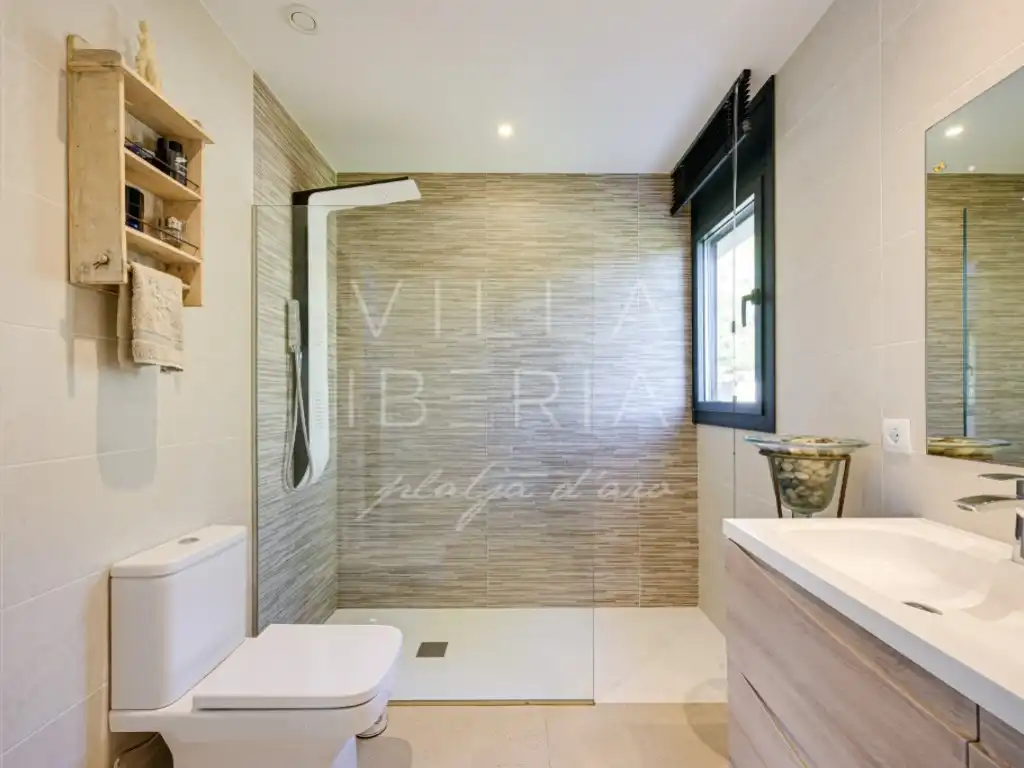 Casa amb piscina en venda a Calle Dels Avets 29, imagen 16