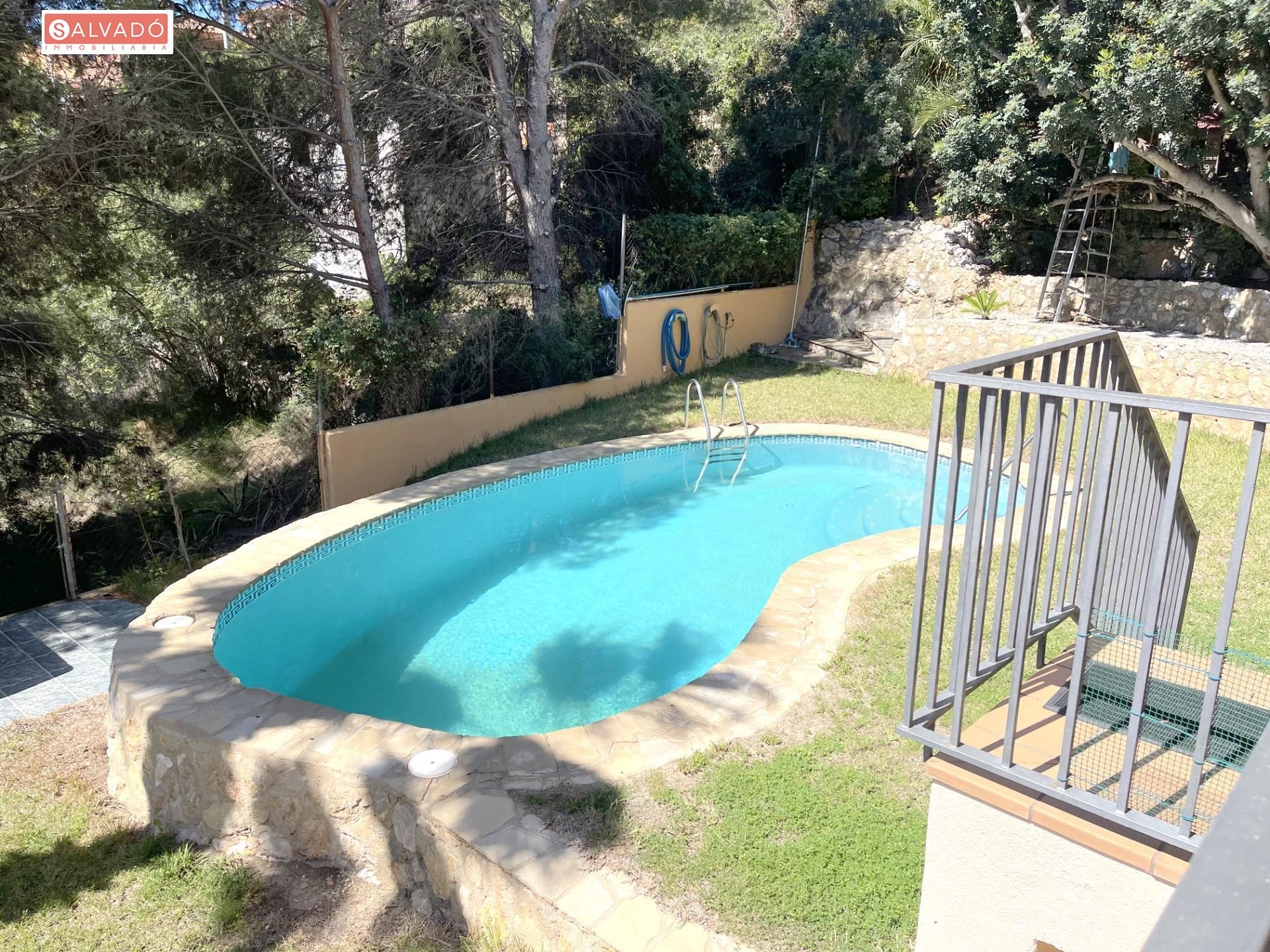 Swimming pool of House or chalet for sale in Calafell  with Private garden, Terrace and Storage room