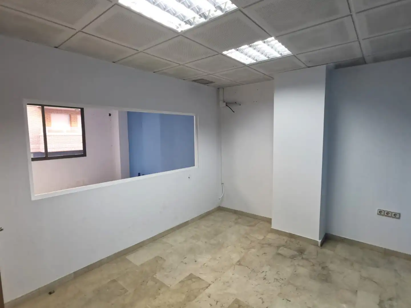 Office space with lift for sale in Calle Lobero 12, imagen 7
