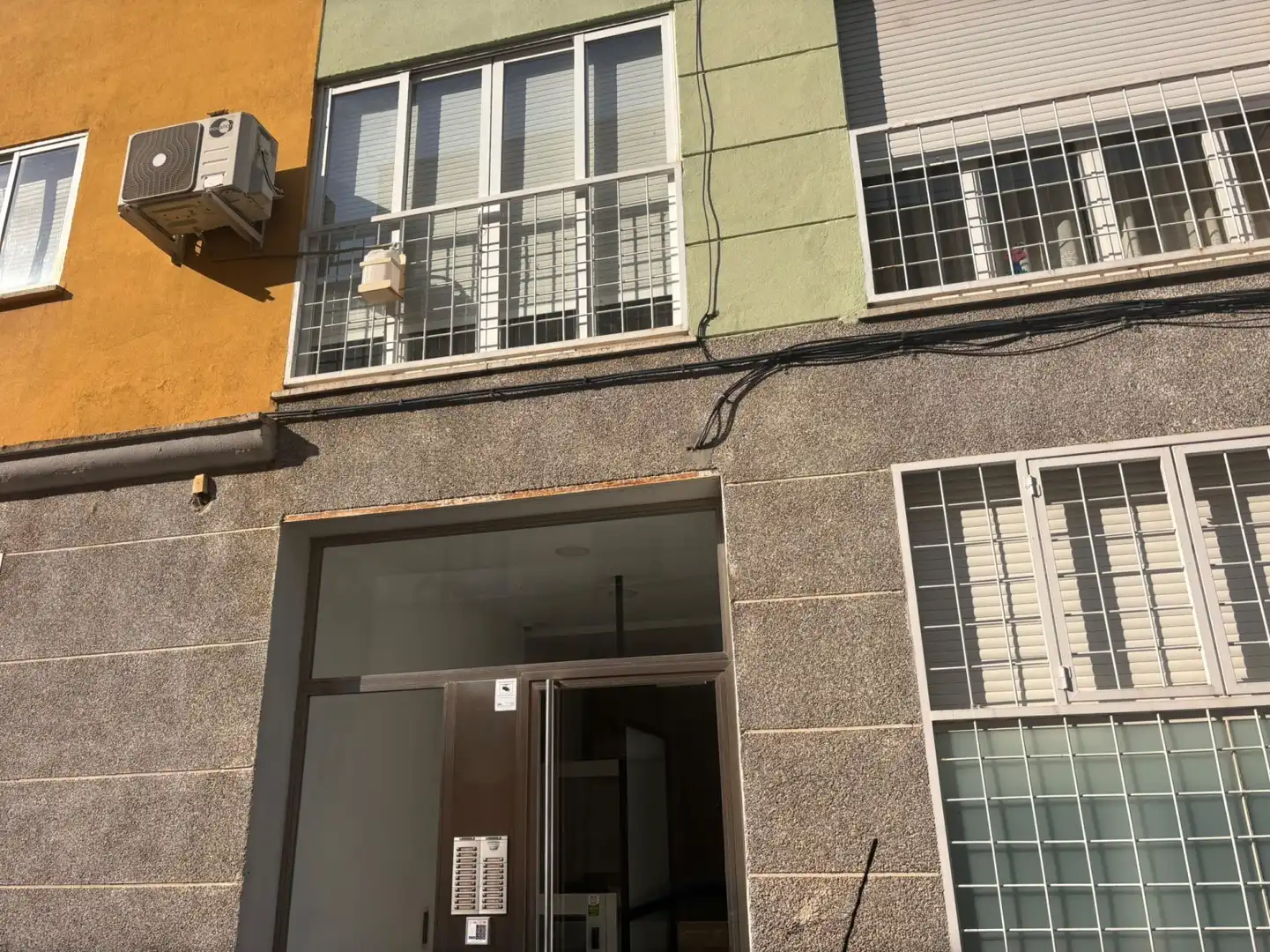 Außenansicht von Wohnung zum Verkauf in Santa Marta de Tormes mit Heizung