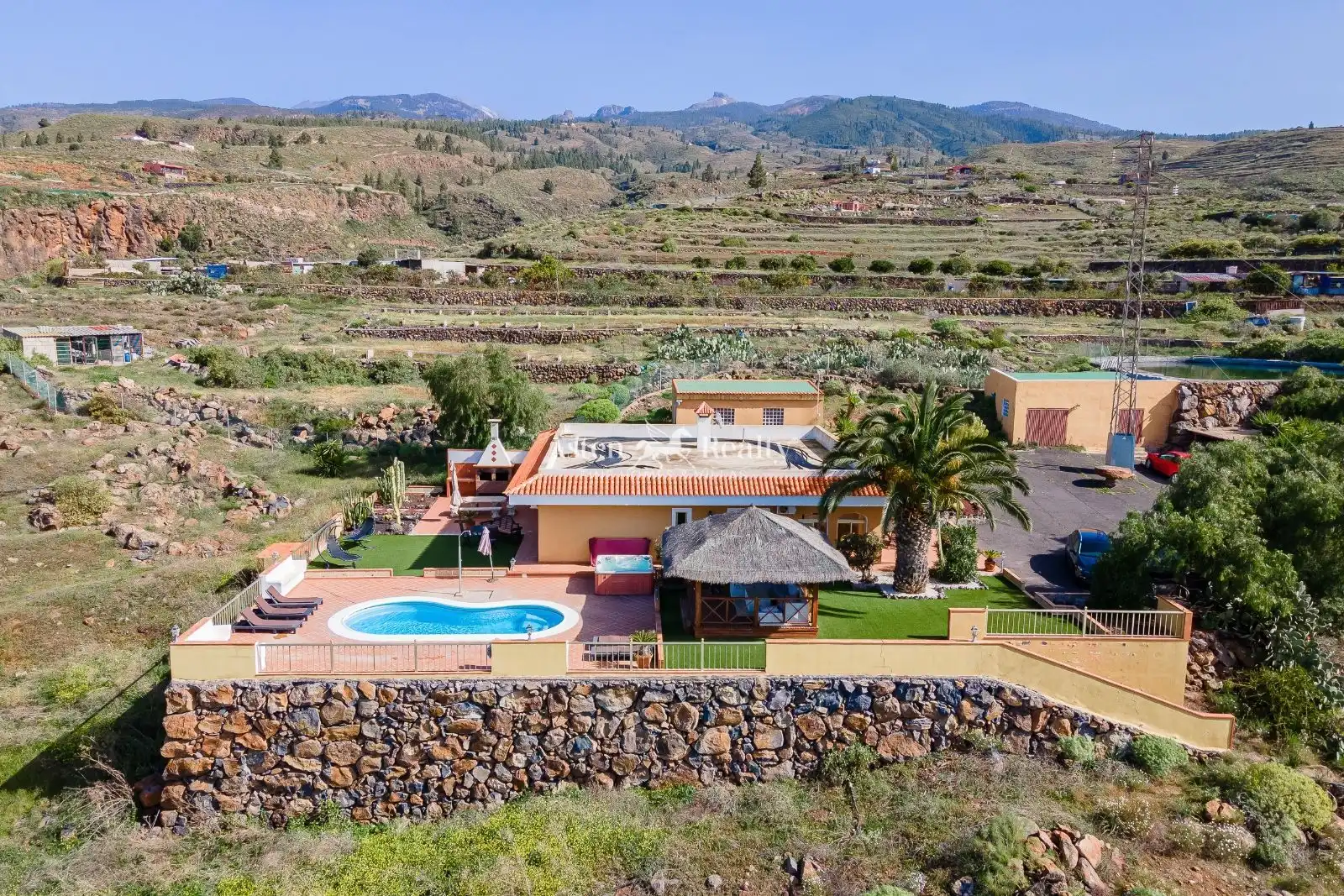 Jardí de Casa o xalet en venda en Adeje amb Aire condicionat, Traster i Piscina