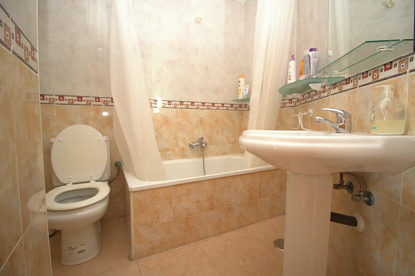 Bathroom of Apartments for sale in Almoradí  with Terrace and Swimming Pool