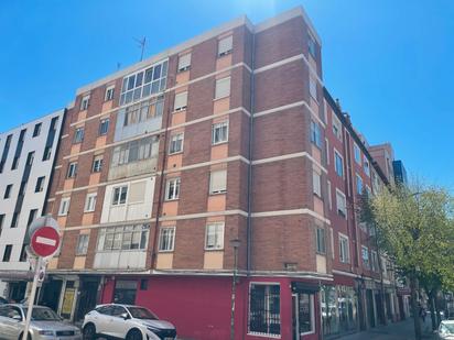 Vista exterior de Apartament en venda en Burgos Capital