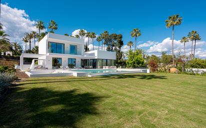 Exterior view of House or chalet for sale in Estepona  with Air Conditioner, Heating and Private garden