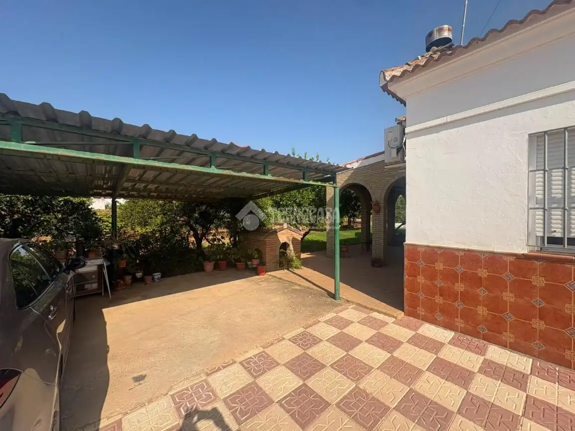 Jardín de Casa o chalet en venta en Espartinas con Aire acondicionado, Calefacción y Jardín privado
