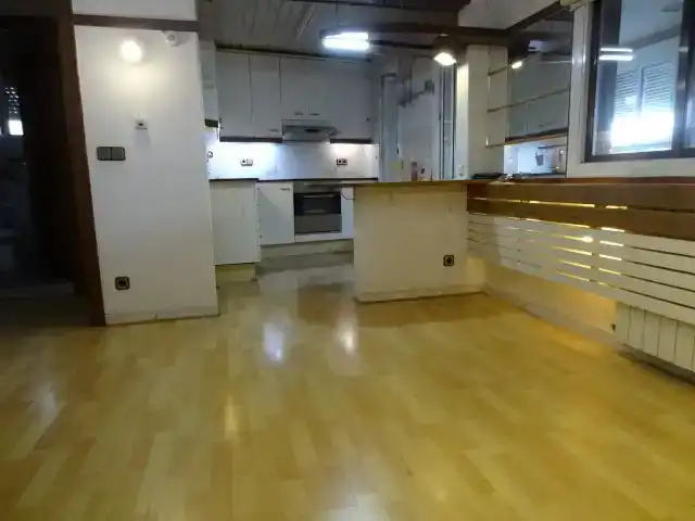 Cuina de Pis en venda en Mollet del Vallès amb Aire condicionat i Balcó
