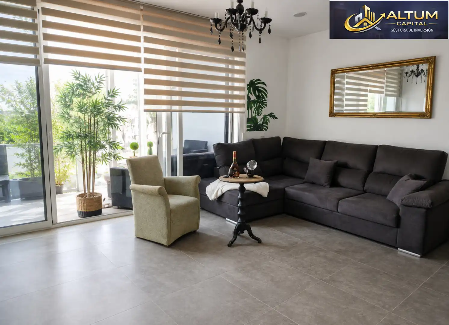 Detached house with pool for sale in Calle Castilla, imagen 6