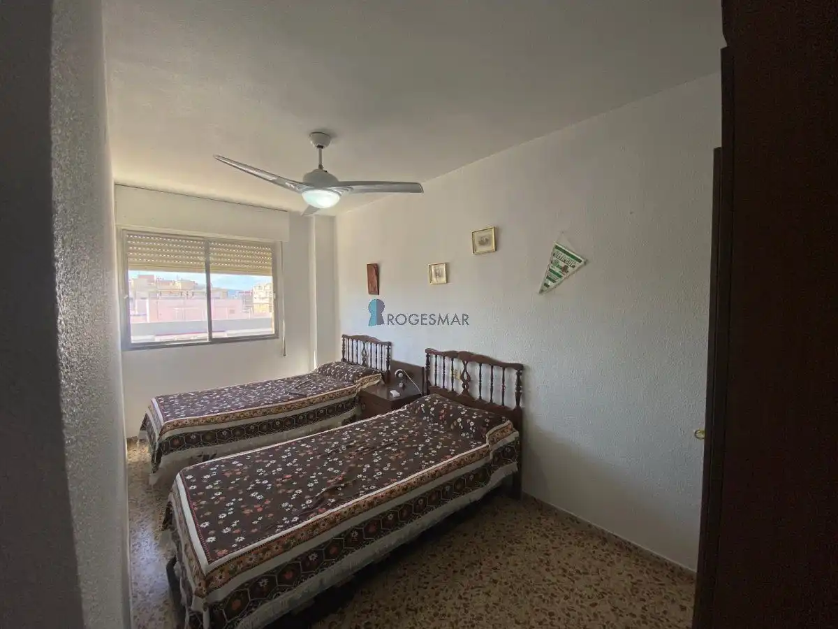 Bedroom of Apartments for sale in Benicasim / Benicàssim  with Community pool