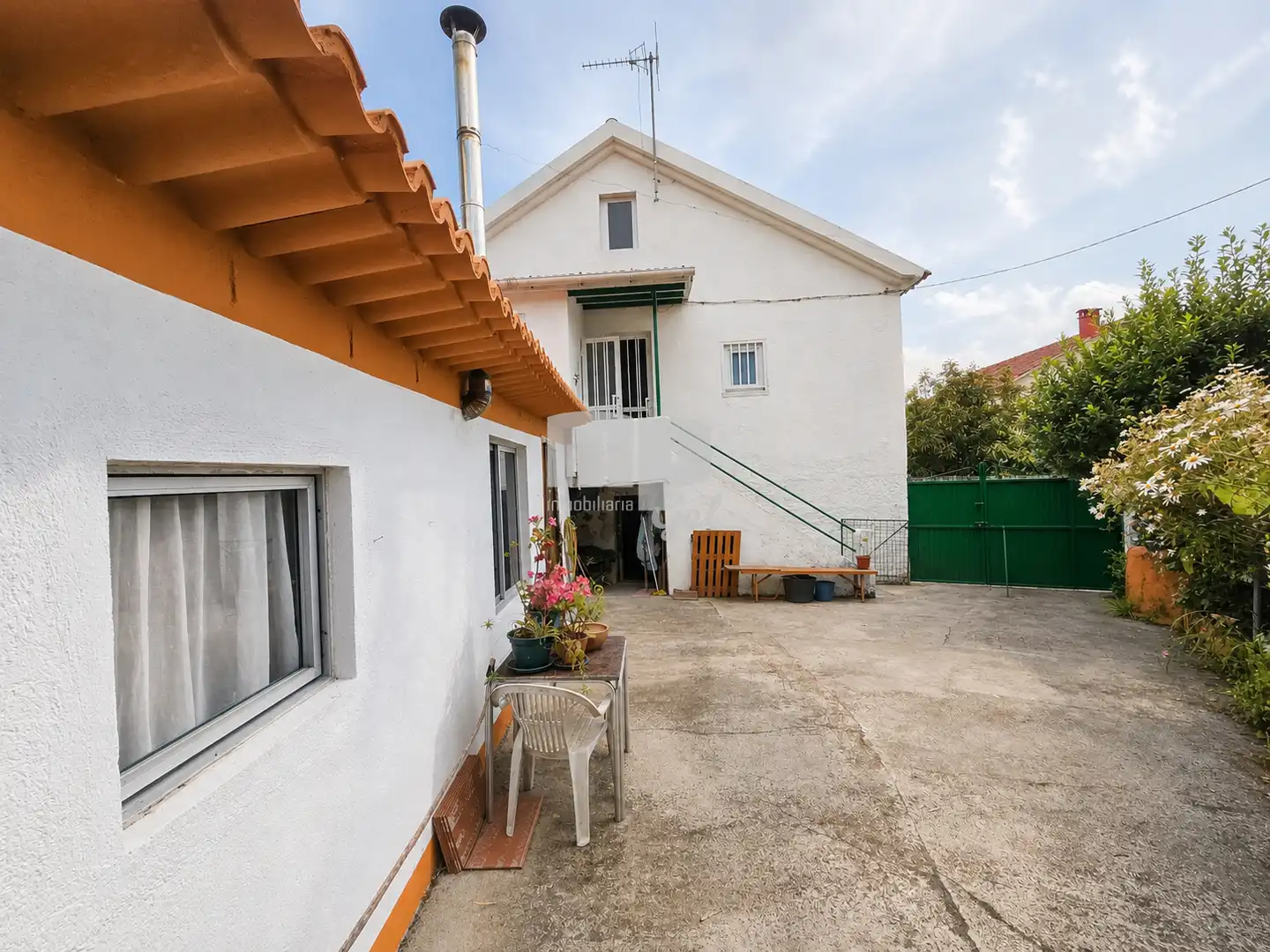 Außenansicht von Haus oder Chalet zum Verkauf in Redondela mit Privatgarten