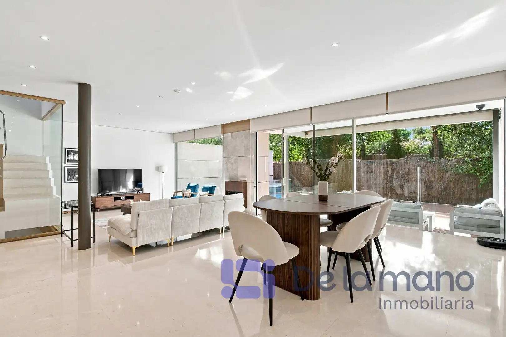 Exterior view of Houses for sale in Madrid  with Air Conditioner, Heating and Private garden