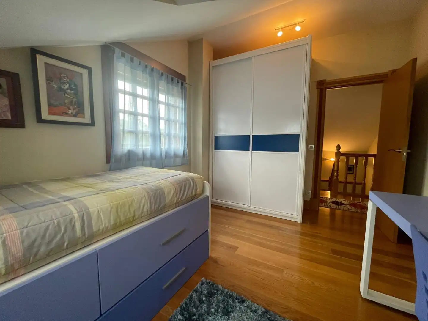 Habitación de Casa adosada en venta en Guriezo con Calefacción, Jardín privado y Terraza