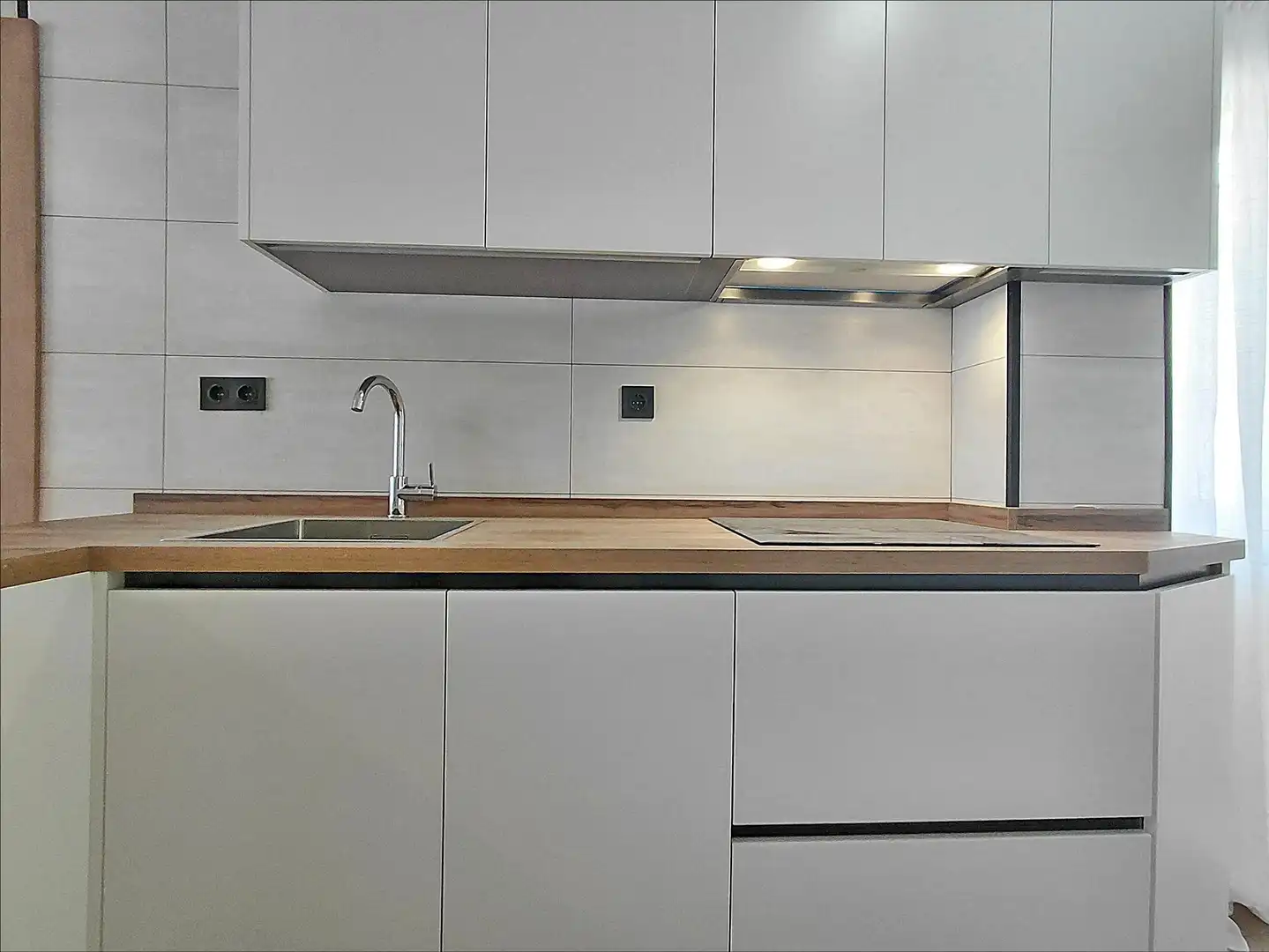 Cocina de Piso en venta en Pontevedra Capital  con Calefacción y Trastero