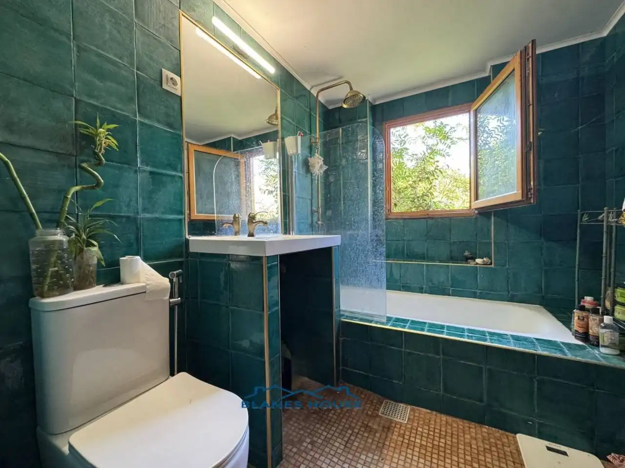Bathroom of Country homes for sale in Lloret de Mar  with Heating, Private garden and Terrace
