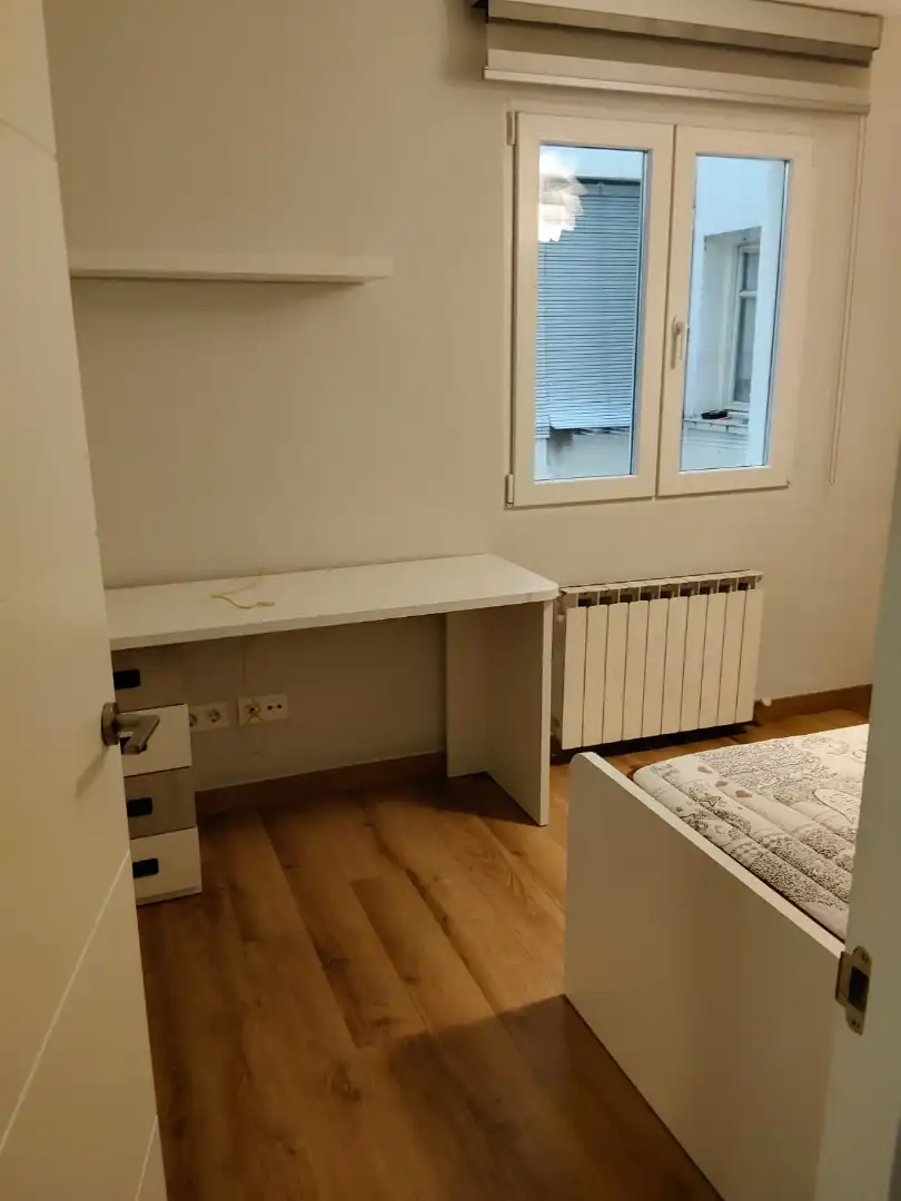 Flat with terrace for sale in Avenida Ramón y Cajal, imagen 3