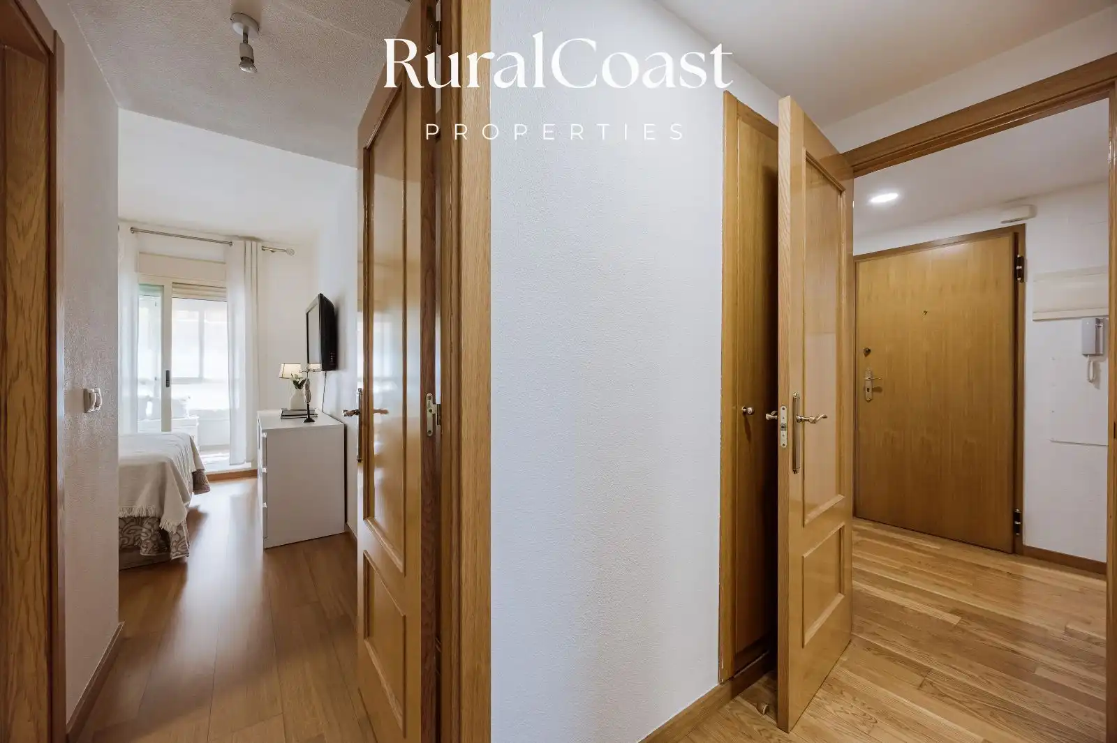 Flat for sale in Alicante / Alacant  with Air Conditioner, Heating and Storage room