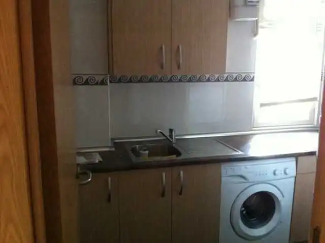 Cocina de Piso de alquiler en Madrid con Calefacción, Parquet y Terraza