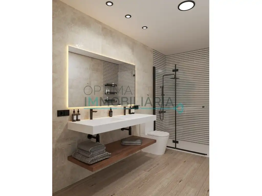 Bany de Apartament en venda en La Seu d'Urgell