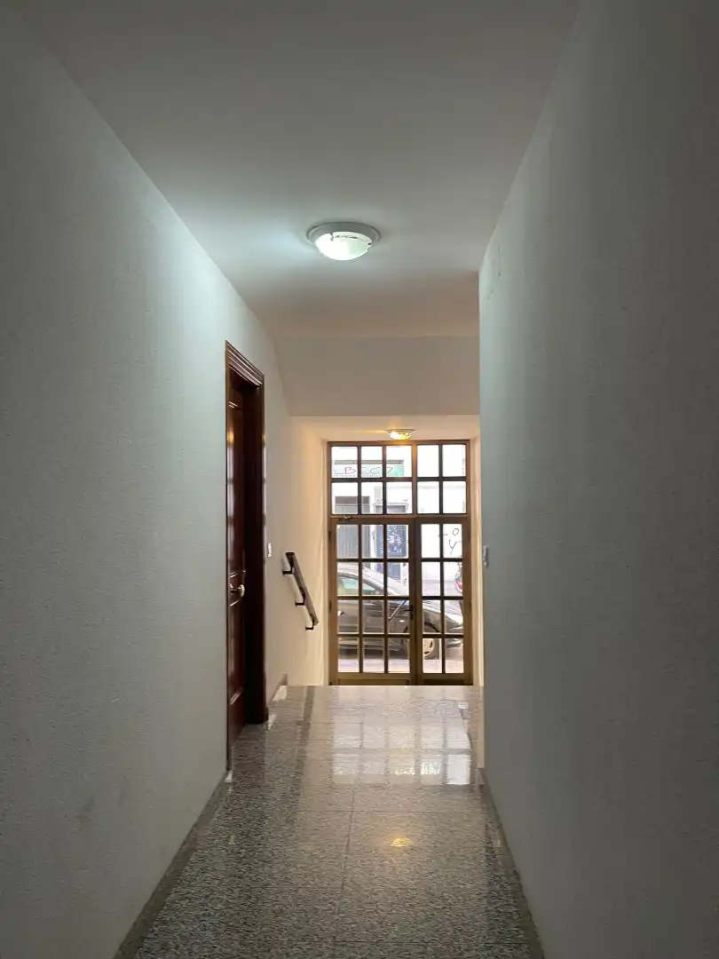 Piso en venta en Miralvalle - Av. Virgen del Puerto - La Data 