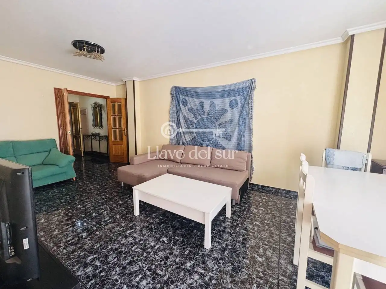 Flat with terrace for sale in Calle Lotería, imagen 5
