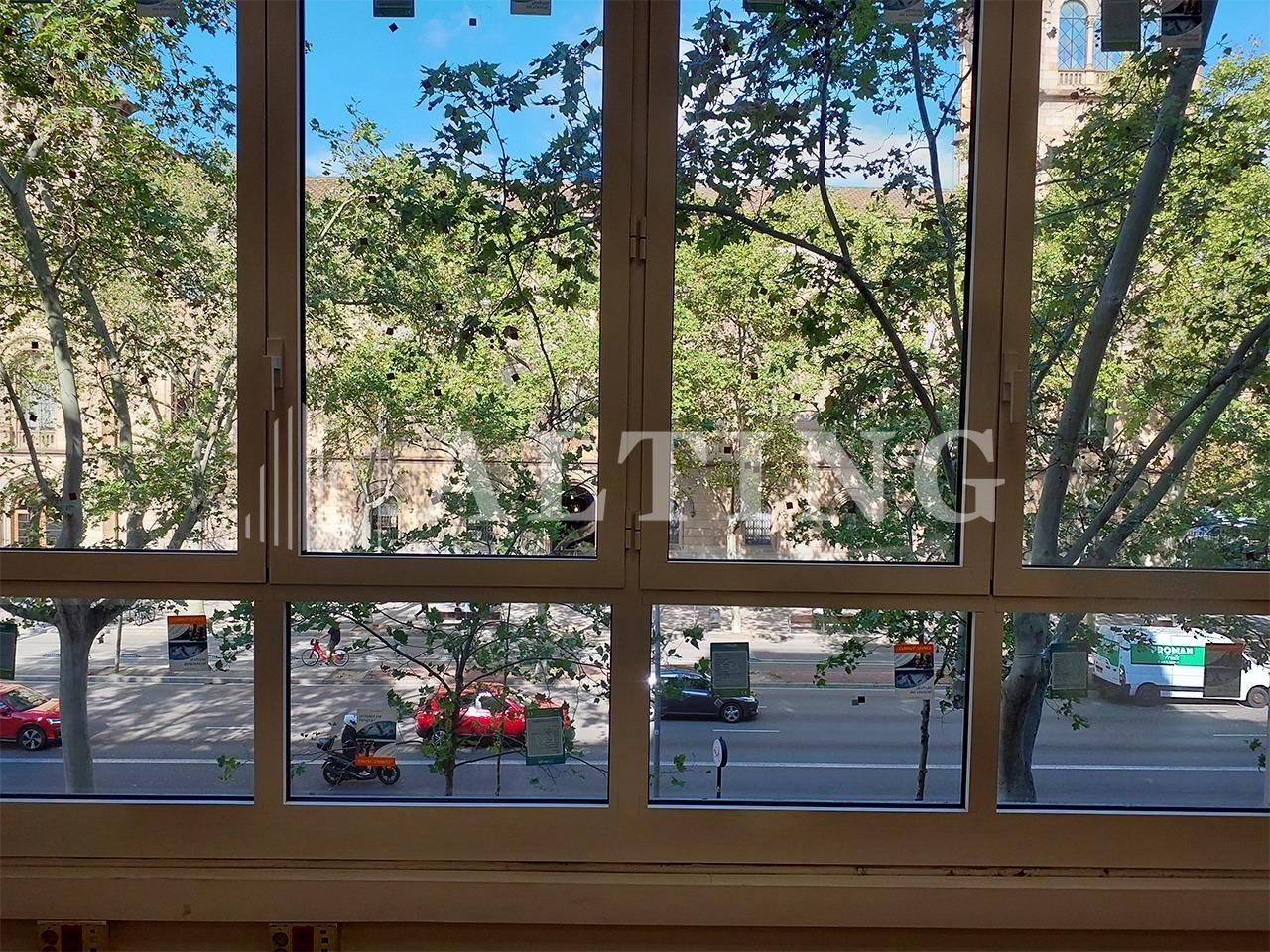 Vista exterior de Oficina de lloguer en  Barcelona Capital amb Aire condicionat