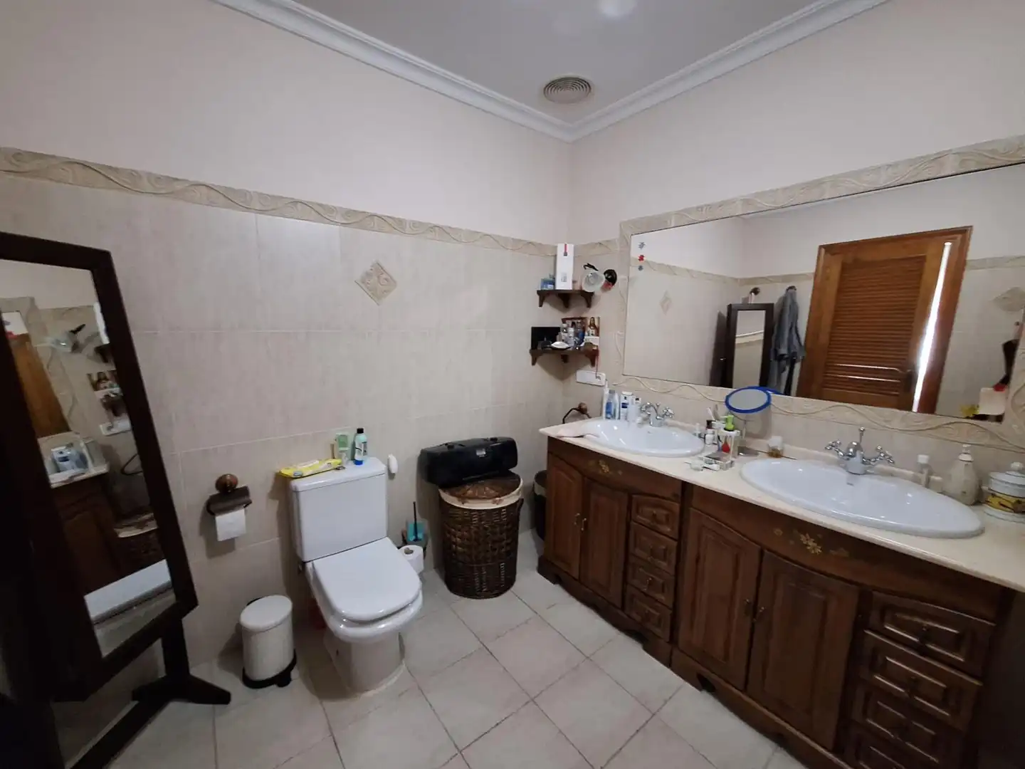 Baño de Casa o chalet en venta en Algueña con Aire acondicionado, Calefacción y Terraza