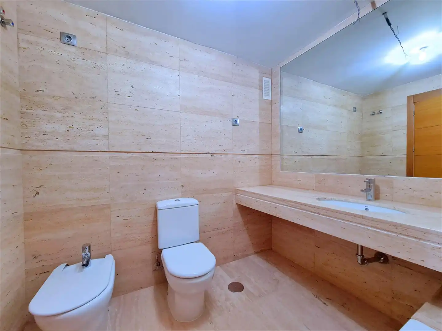 Piso en venta en Avenida Reina Victoria Eugenia, 2, Alameda