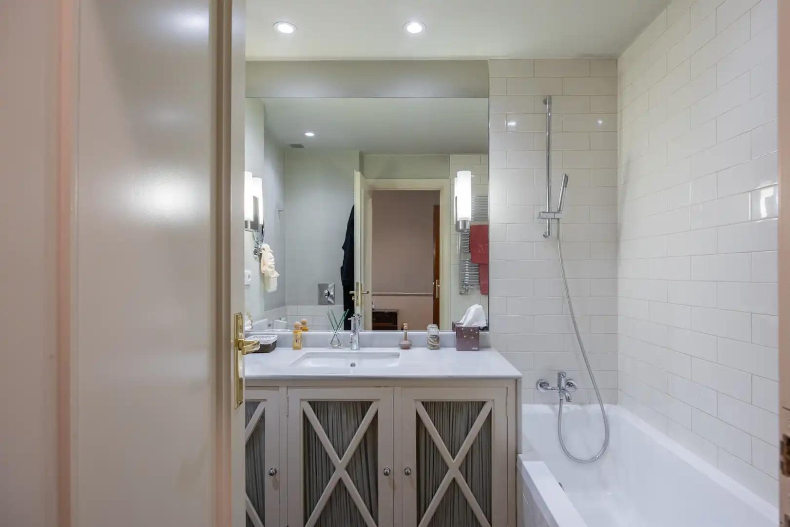Baño de Piso en venta en Madrid con Aire acondicionado, Calefacción y Jardín privado