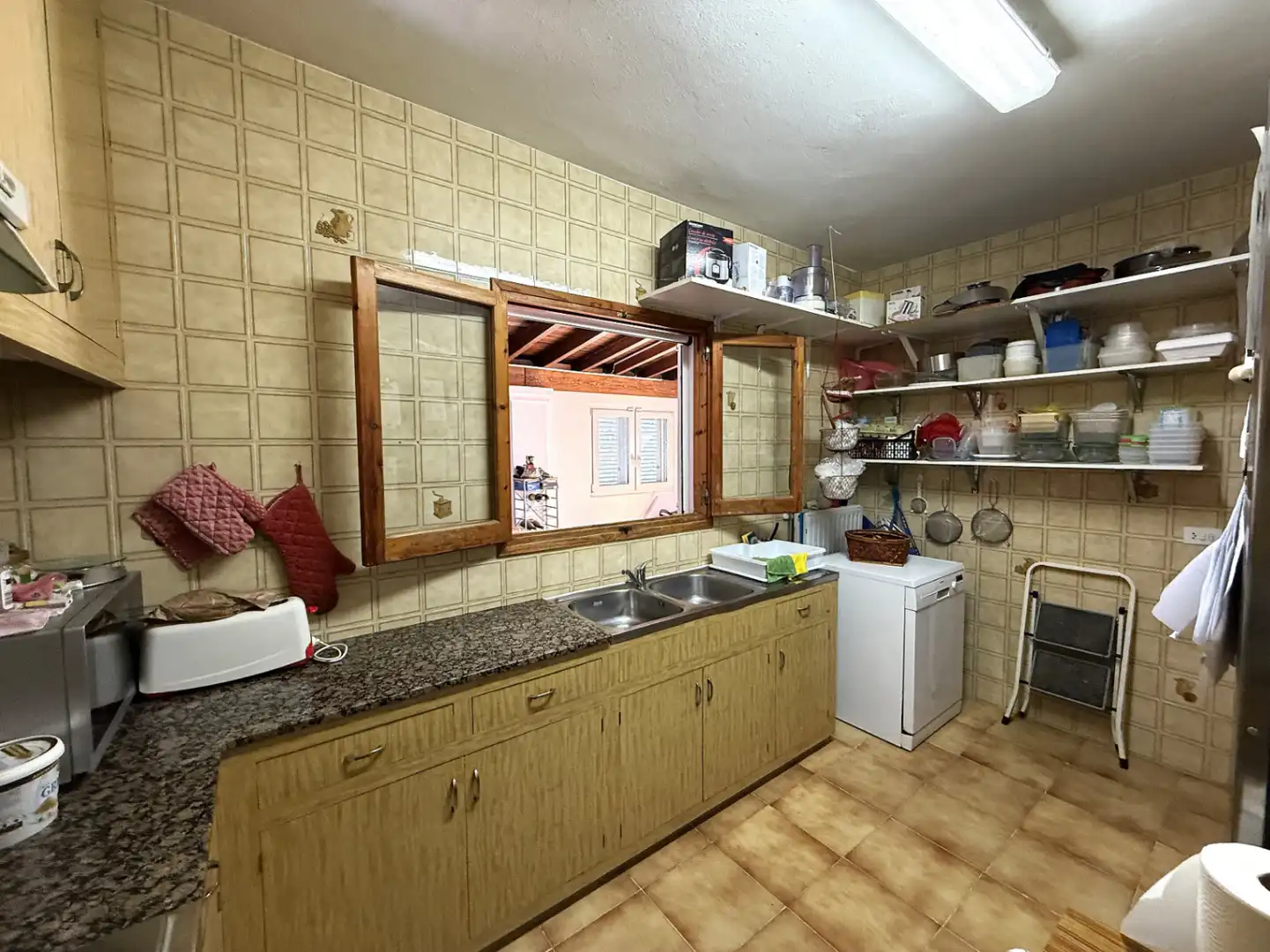 Cuina de Casa o xalet en venda en Sant Josep de sa Talaia amb Aire condicionat, Calefacció i Terrassa