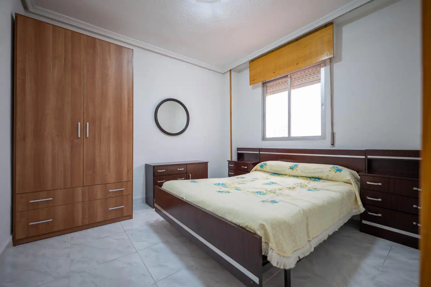 Habitación de Piso de alquiler en Ávila con Calefacción y Amueblado
