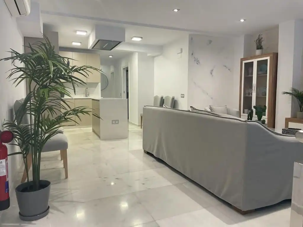 Wohnzimmer von Geschaftsraum zum Verkauf in Marbella