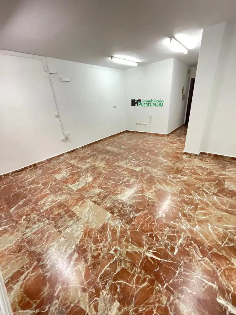 Büro zum Verkauf in Badajoz mit Klimaanlage