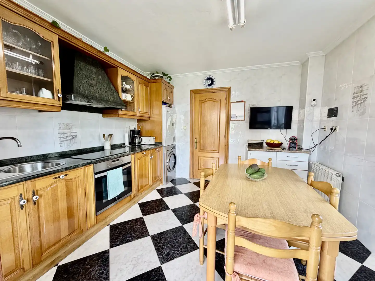 Cocina de Casa o chalet en venta en Ribamontán al Monte con Calefacción, Jardín privado y Terraza