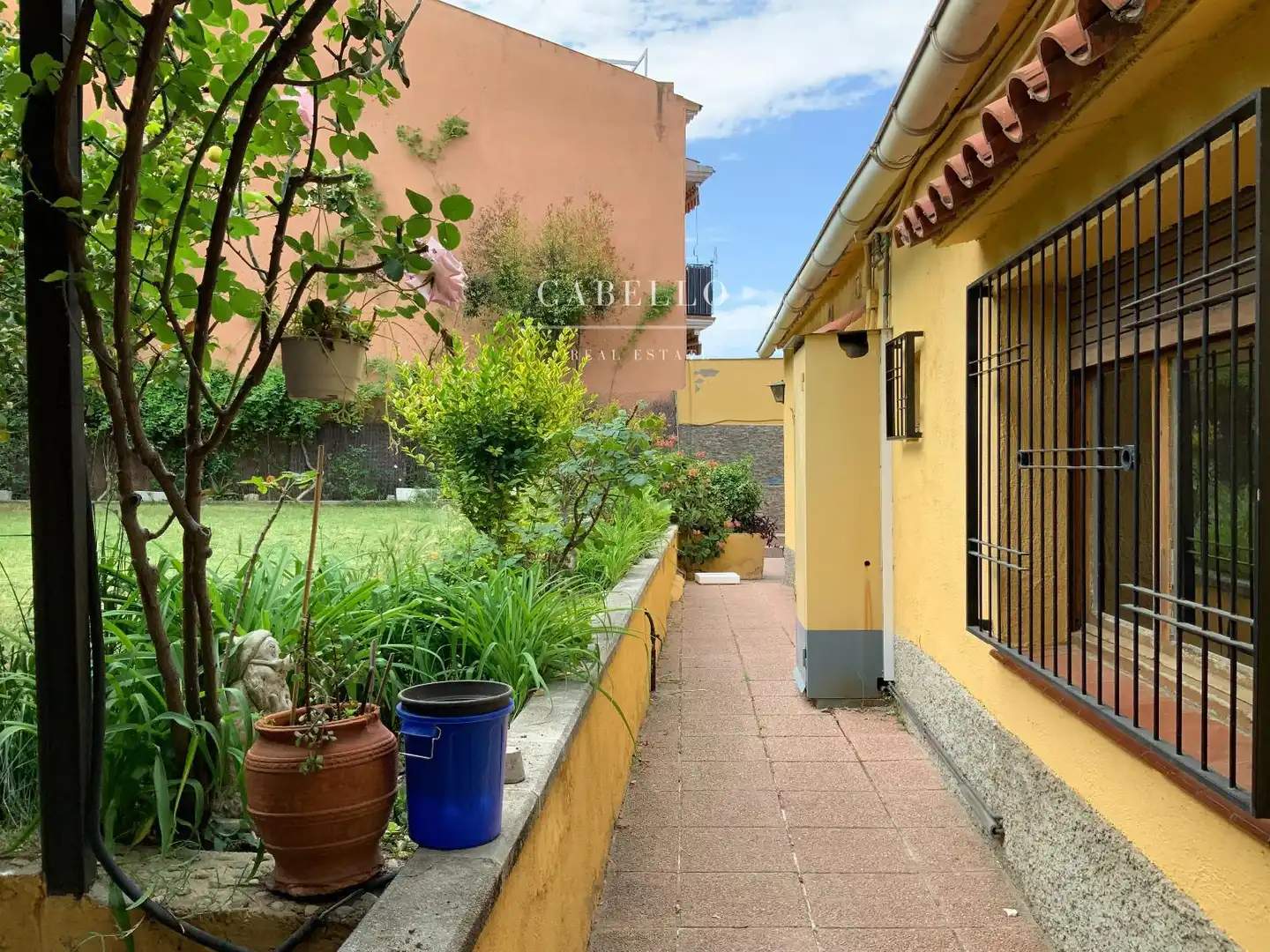 Jardín de Casa o chalet en venta en Rubí con Aire acondicionado, Calefacción y Jardín privado