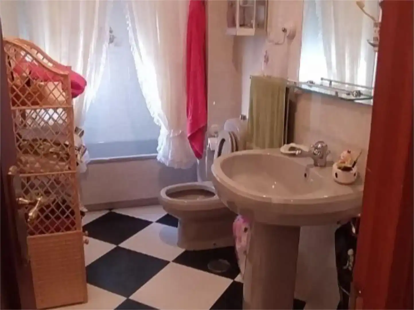 Baño de Ático en venta en Valverde del Fresno con Amueblado
