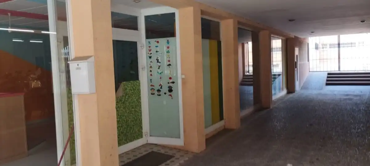 Business premises for sale in Carrer de la Lluna, imagen 18