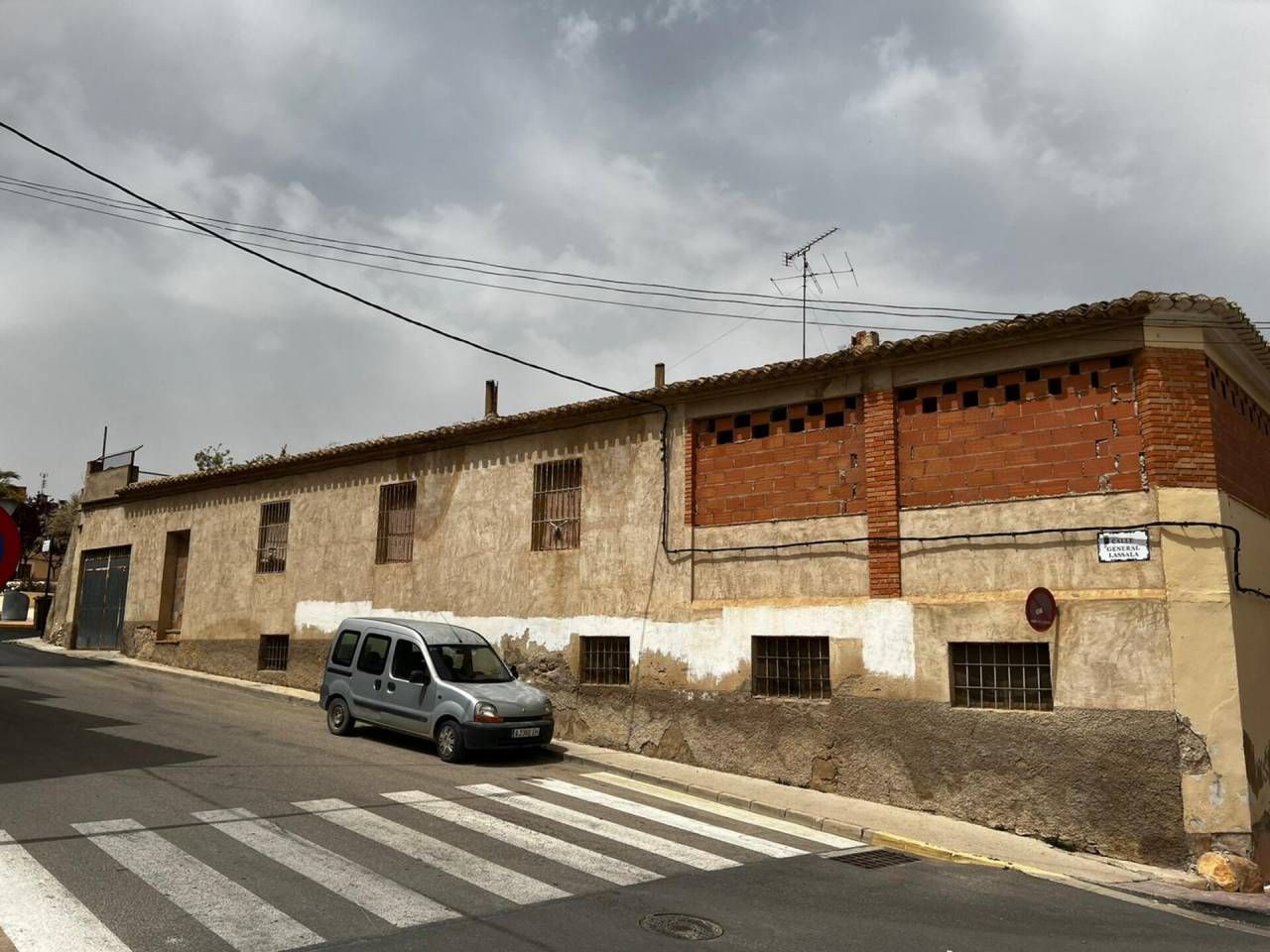Exterior view of House or chalet for sale in Caudete