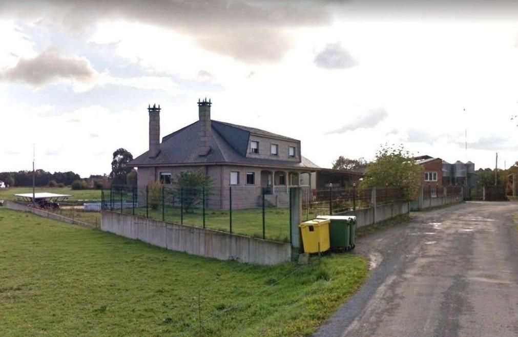 Country house for sale in Barrio Begonte, 29, Begonte