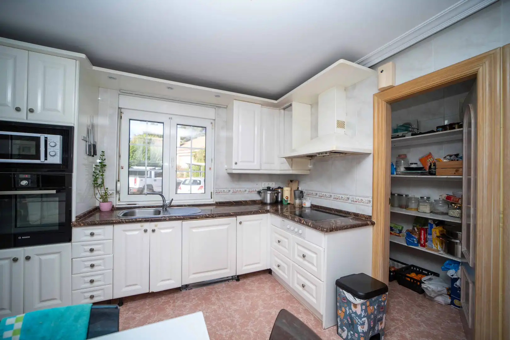 Cocina de Casa o chalet en venta en San Andrés del Rabanedo con Calefacción y Piscina