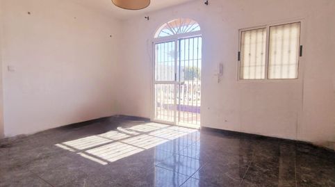 Foto 5 de Casa adosada en venda a Centro, Chipiona