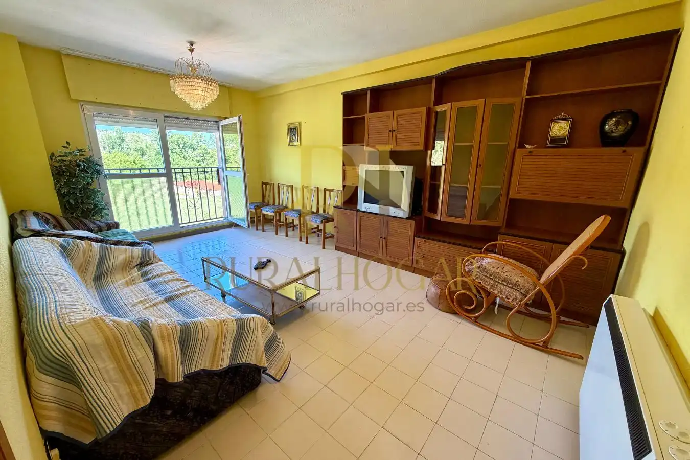 Sala de estar de Piso en venta en Molina de Aragón con Calefacción, Trastero y Internet