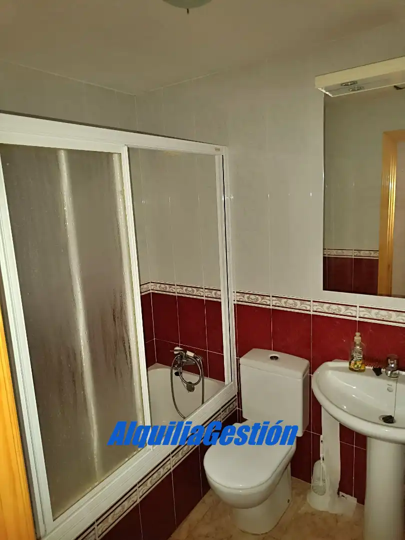 Baño de Piso en venta en Alovera con Aire acondicionado, Calefacción y Trastero